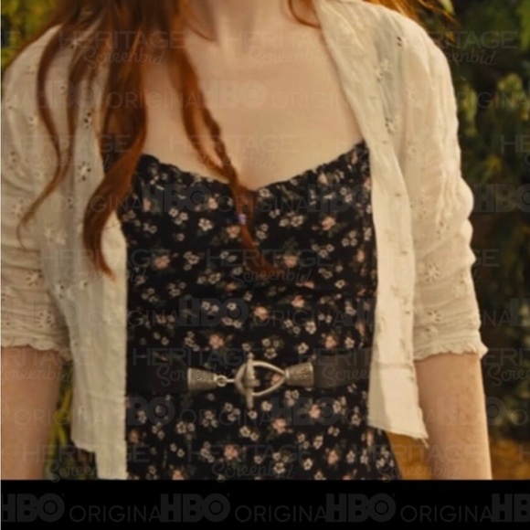 ISO White Eyelet Cardigan from the Time Traveler’s Wife (2022) - Picture 4 of 4